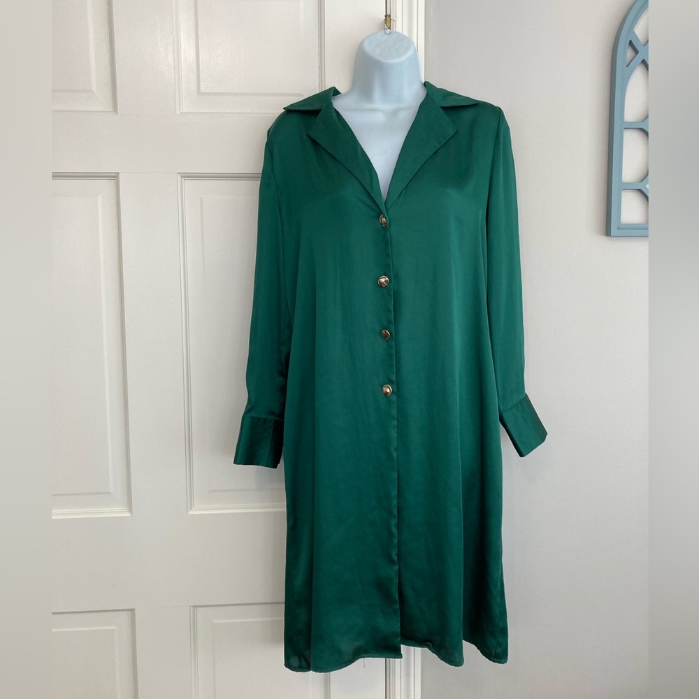 Zara Emerald Green Long Sleeve Button-Front Dress
